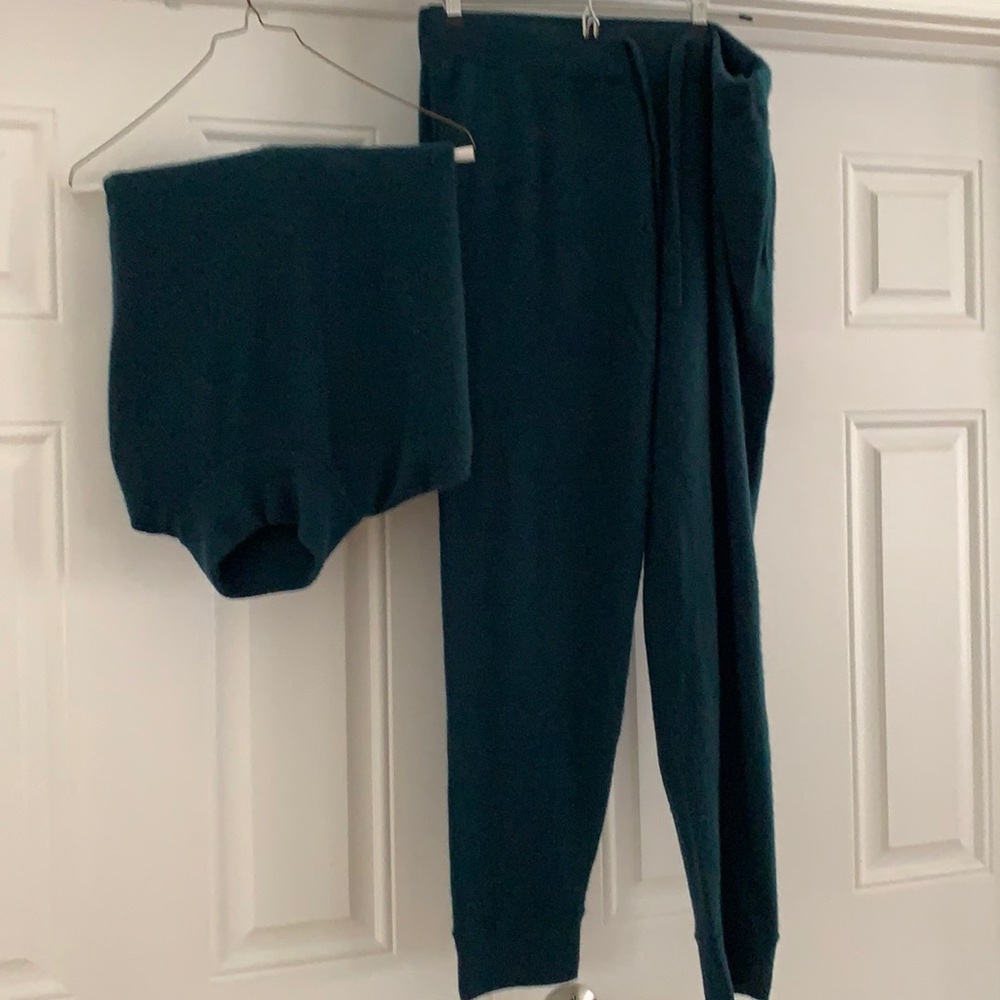 Hatch Cashmere Sweat Suit